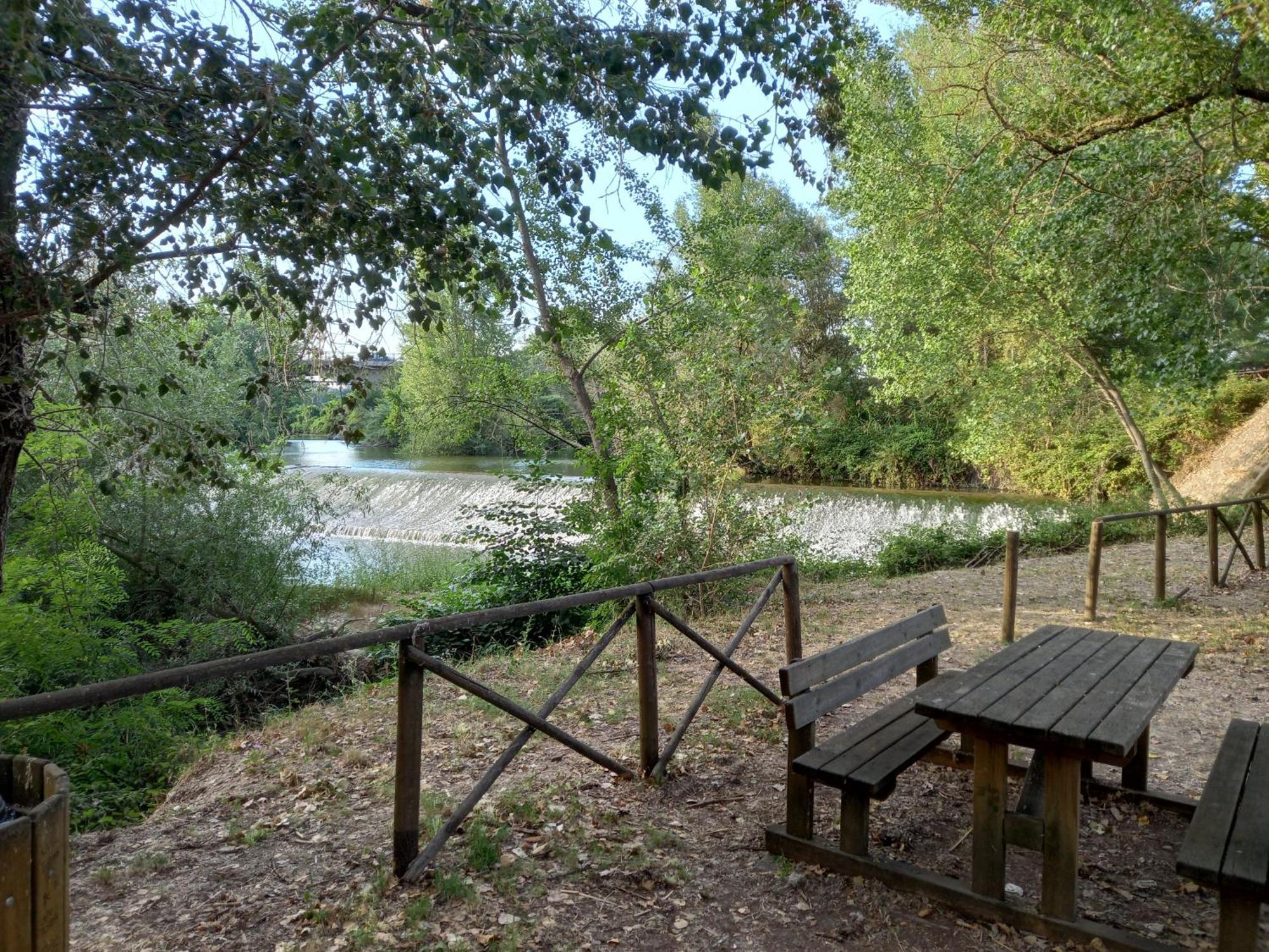 Casa Vacanze "Ai Piedi Di Assisi" 巴斯蒂亚乌姆布拉 外观 照片